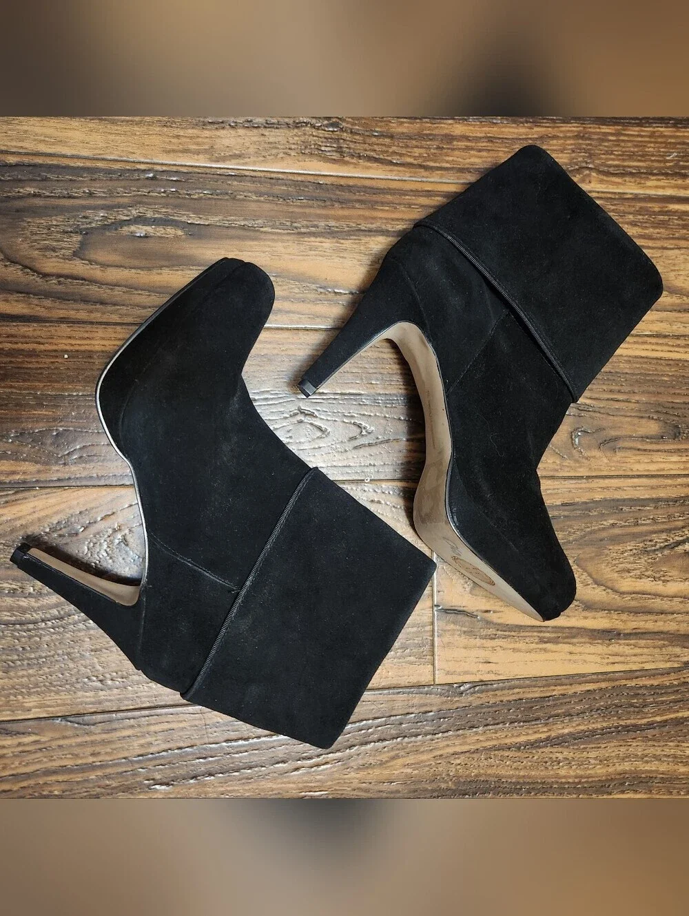 Adrienne Vittadini Black Suede Platform Ankle Booties Sz 8 NWOT